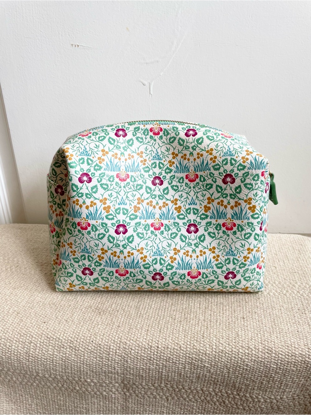 William Morris Eyebright Heritage Print Cosmetic Makeup Large Case Toiletries